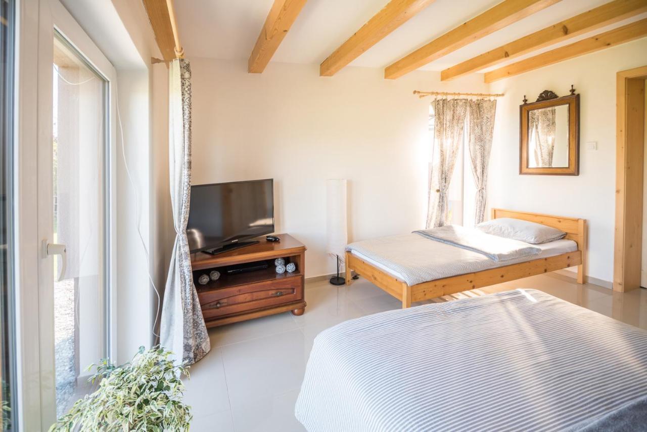 Apartman Emka Lipótszentmiklós Kültér fotó
